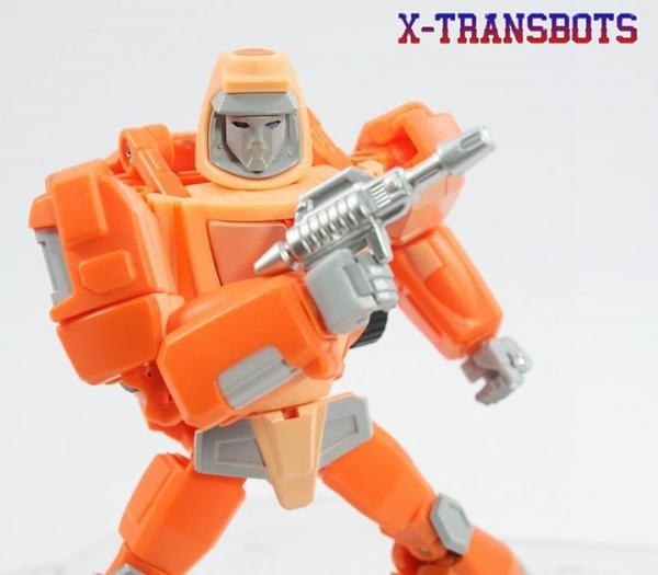 Final Images X Transbots Ollie And Sonic Coins, Figure, Box, Card, Comparison Shots  (3 of 8)